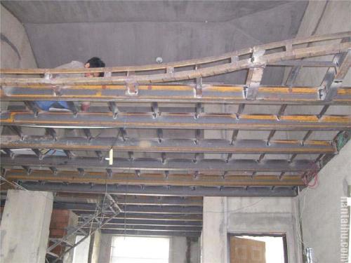 广州钢结构夹层工程施工质量如何控制？
